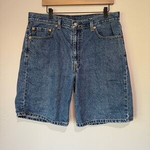 Levi’s 550 Relaxed Fit Denim Shorts – Size 36